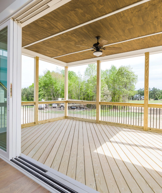 Deck & Fence Installation & Replacements